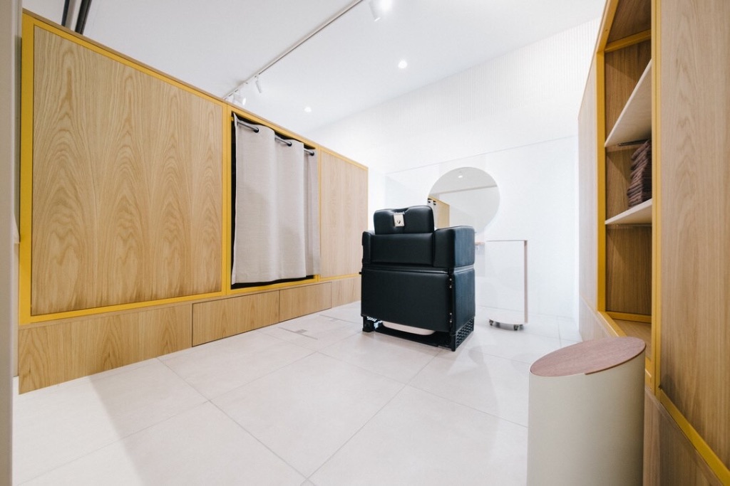 SEAM FUKUOKA サロン